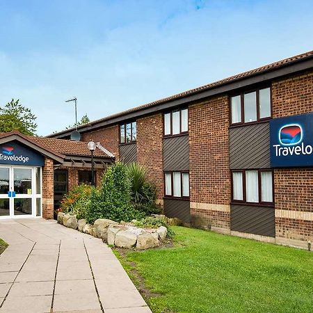 Travelodge Newcastle Whitemare Pool Low Walker Exterior photo