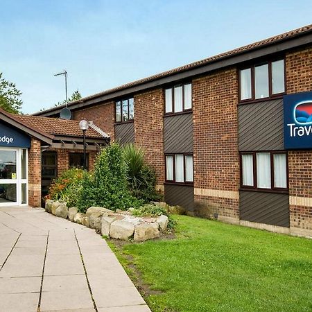 Travelodge Newcastle Whitemare Pool Low Walker Exterior photo