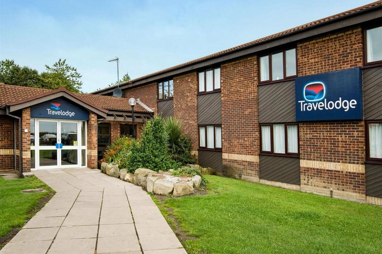 Travelodge Newcastle Whitemare Pool Low Walker Exterior photo